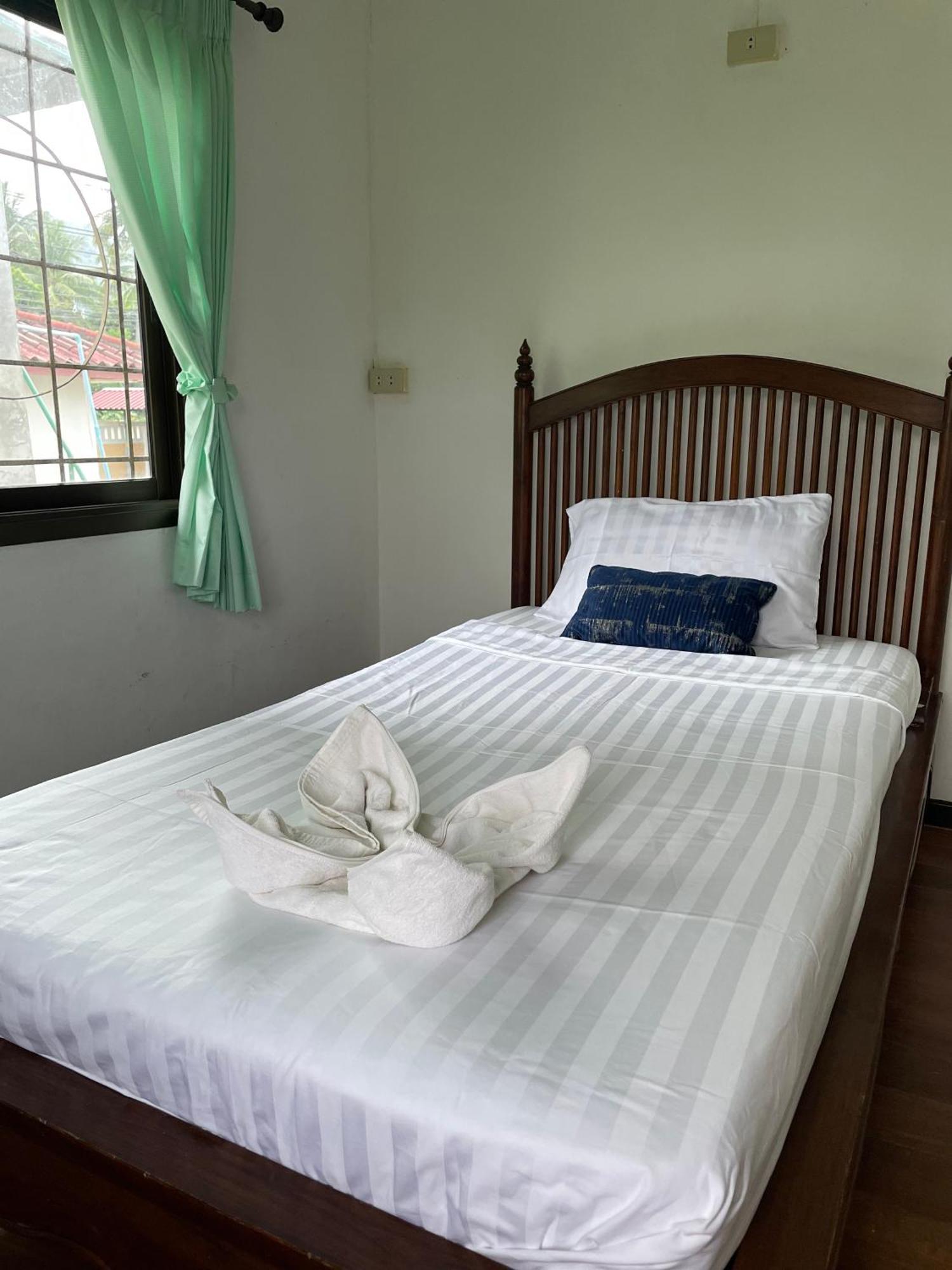 Sunrise Beach Villa Surat Thani Room photo